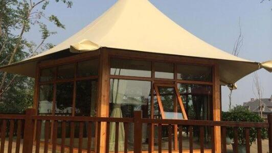 酒店篷房有哪些特點(diǎn)與優(yōu)勢(shì)？